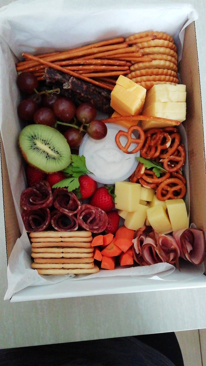 SnackBarZA's tweet photo. graze boxes or table setup while waiting for the count down or chilling by the pool or just relaxing under the sun https://t.co/I2FLvbOF5l