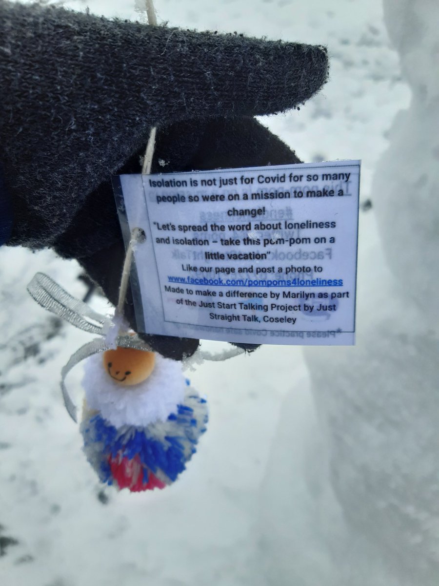 Spotted ⛄🌨💙 
<a href="/4_poms/">Pom-Poms 4 Loneliness</a> #COVIDー19 #loneliness