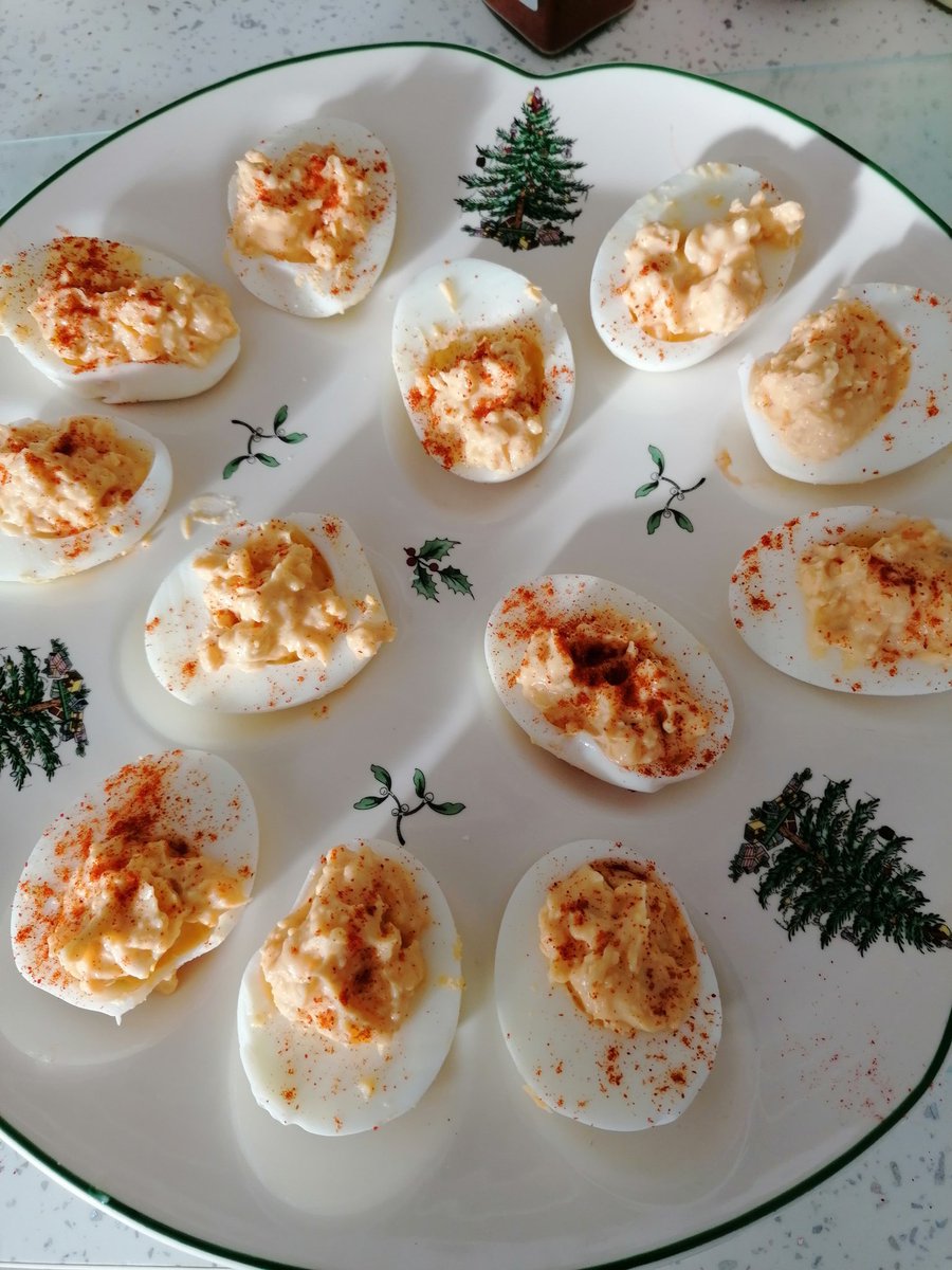 Could I get any more Margo, than devilled eggs on a spode China plate 😂🤣 #70skids