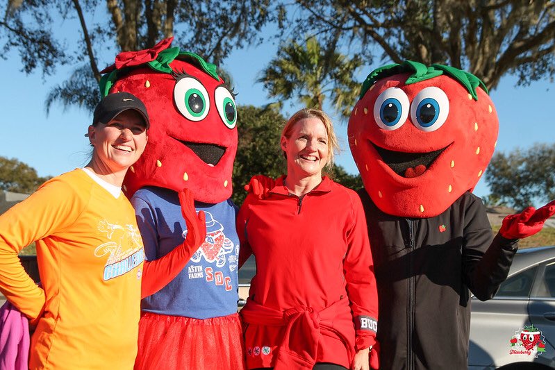 SDCrun's tweet image. Happy New Year 2021!
SDC Feb 13, 2021! IN-PERSON EVENT
Use code: SDC2021 for 10% OFF the 5K/10K
Choose between #5K #10K or #1Mile. 
Medals, shirts, timing (5K/10K distances), FREE photos, strawberries and bananas for all finishers. Pet friendly!
Sign up: runsignup.com/Race/FL/