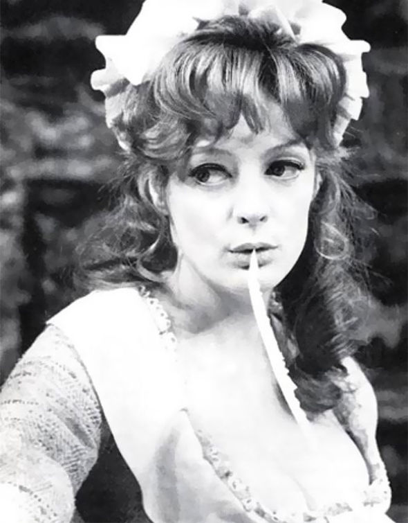 Happy Birthday Dame Maggie Smith. Now 86 years old. 