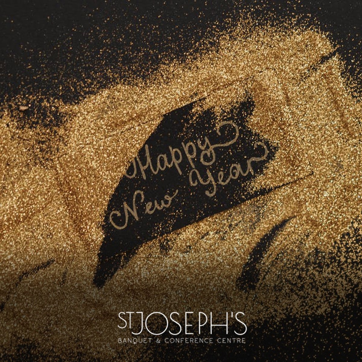 Cheers to a prosperous #NewYear!🥂
~
Wishing you all health &amp; happiness🥳🎉
