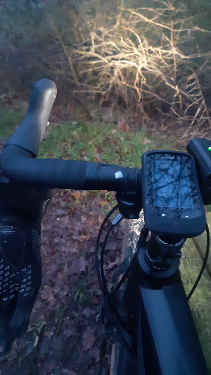 Cor01's tweet photo. Yes 😊 made it ! Volledig krankzinnig 🤣🤣 #Drenthecanceld #cycling #ctwt #gravel #Drenthe200 #modder #slijk ... https://t.co/TuiGlDzXR5
