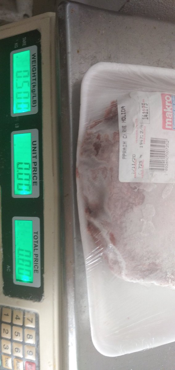 Isalig's tweet photo. @sundde_ve @makrovenezuela   srs la tienda de Charallave roba con el peso, ya es 5ta vez q tengo q devolver con los productos pq te quitan 200 a 300 gramos, reclame y te hacen una nota de crédito, pero uno pierde tiempo, tendré q llevar mi propio peso, cuánta gente no reclama?? https://t.co/3HV8r5gJzL