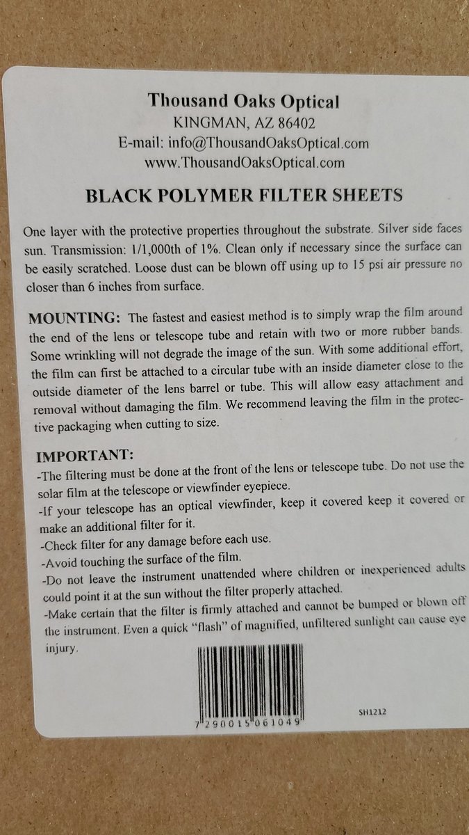 blueyetallguy's tweet image. 🎉 @physicsJ Just captured my first #sunspots through the 80mm Orion binos and the #samsung GalaxyS10+ #SOLAR ☀️🤓 #TheSun #astronomy The pics obviously don't do it justice at all, but we can clearly see the roiling and reforming of the largest spot on the right in real time! 🤯