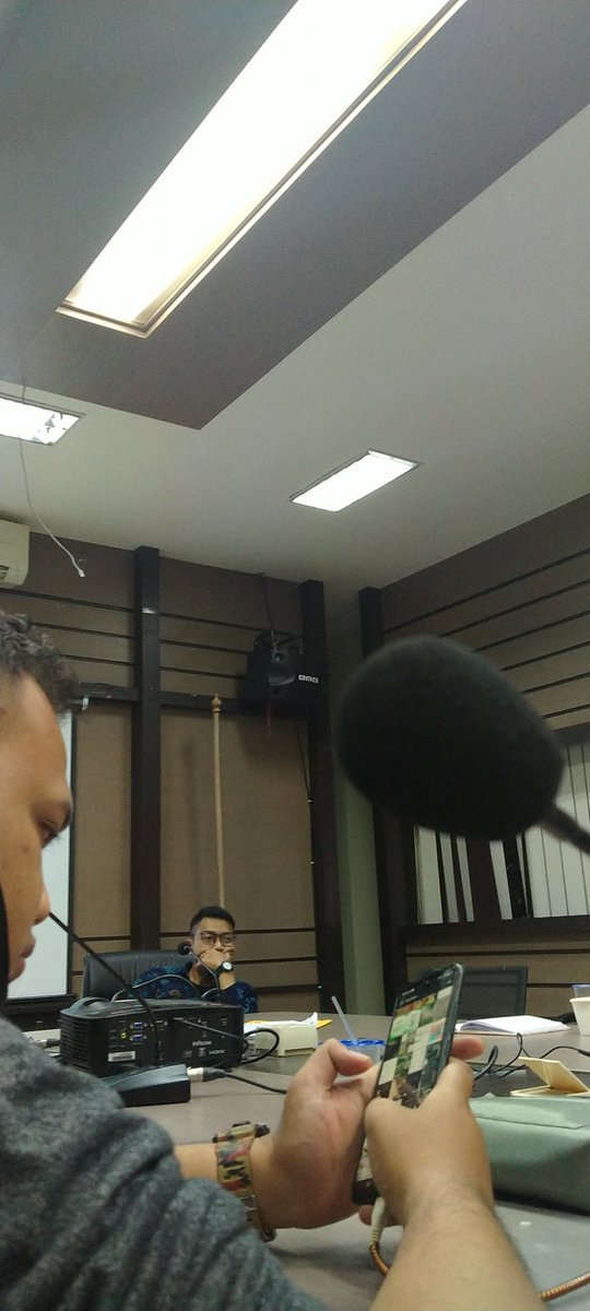 go_man19's tweet image. Ngopi dululah jan diem bae