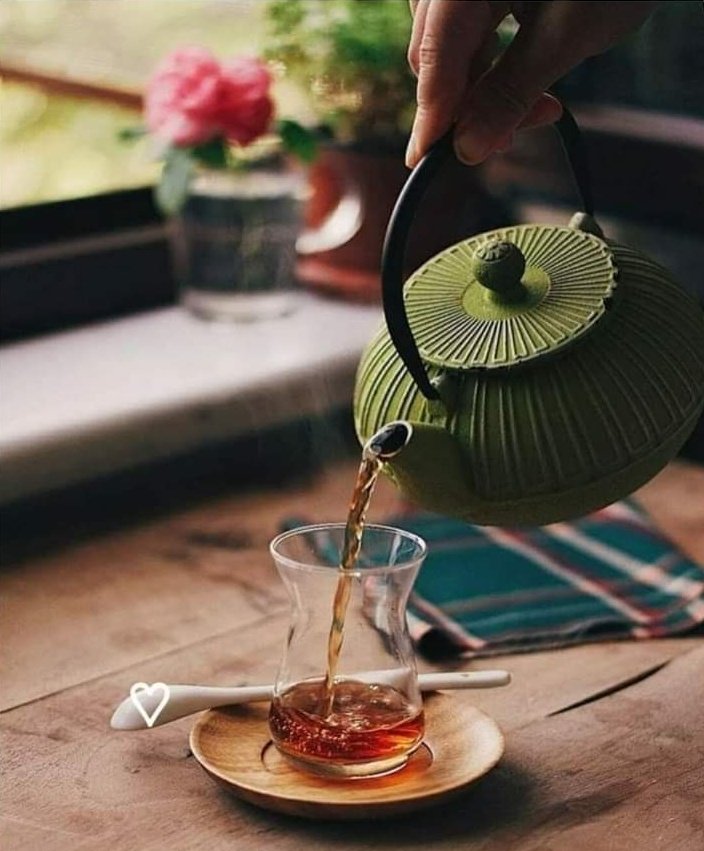 GSanahasret's tweet image. Cayiniza eşlik edecek naif yüreklere açılsın yolunuz
'' #Dediler ki
Güzel oLan yare sarılıp uyumak mı
Yoksa yar'la birlikte #uyanmak mı
#Dedim ki ..
Ne yare sarılıp uyumak, nede uyanmak
En güzeli yarin ..
#Yüreğinde ______ Var Olmak ..!!