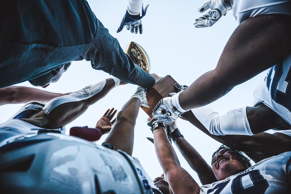 vypehouston's tweet photo. Now this is a way to start the week! #MondayEarned #txhsfb
📸: @danzedits https://t.co/yBms9ygbYM