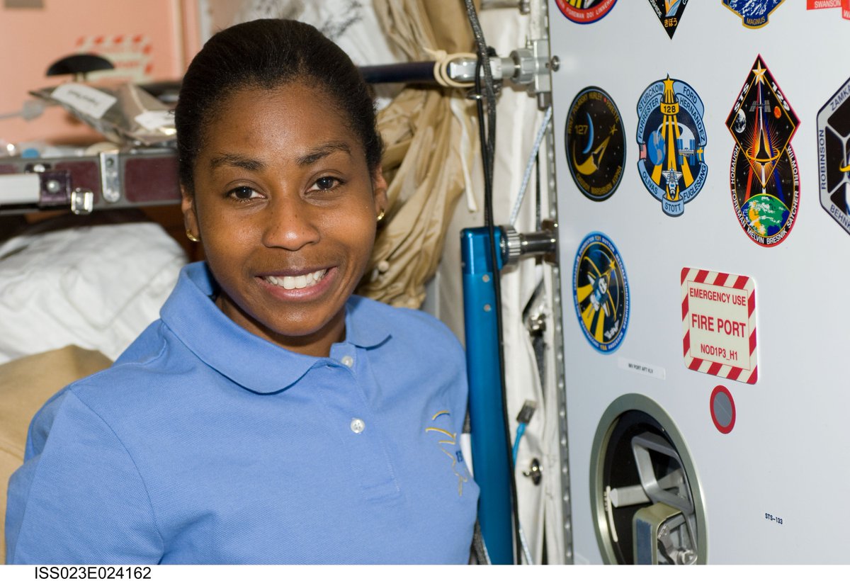 Astro_Stephanie's tweet image. On his 43rd day, as @AstroVicGlover continues the work of his 6 month stay aboard ISS, he has the record for number of days in space held by African American astronauts. Records are meant to be broken! Congrats to @AstroVicGlover on his accomplishments! #payitforward #rolemodel