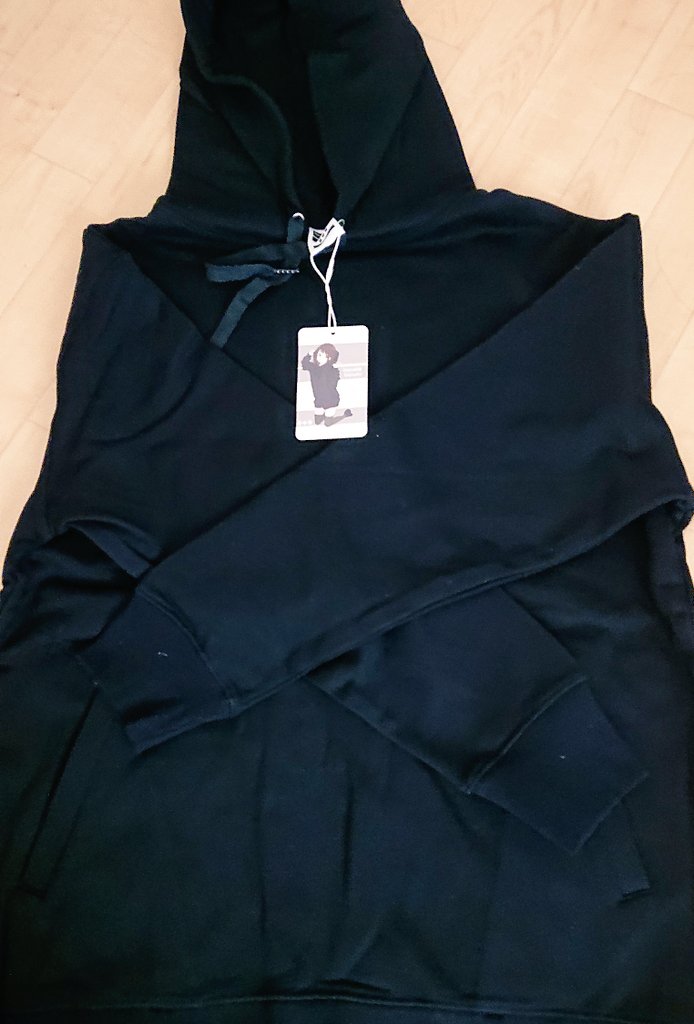 ぐりちゃん 彼がクリスマスに七瀬くるみちゃんのパーカーをくれました めちゃくちゃ可愛い ありがとう 七瀬くるみ パーカー