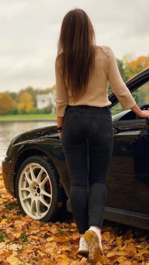 IsabelleSpankme's tweet image. Retweet my post if you want to meet me from the HOT side 😈