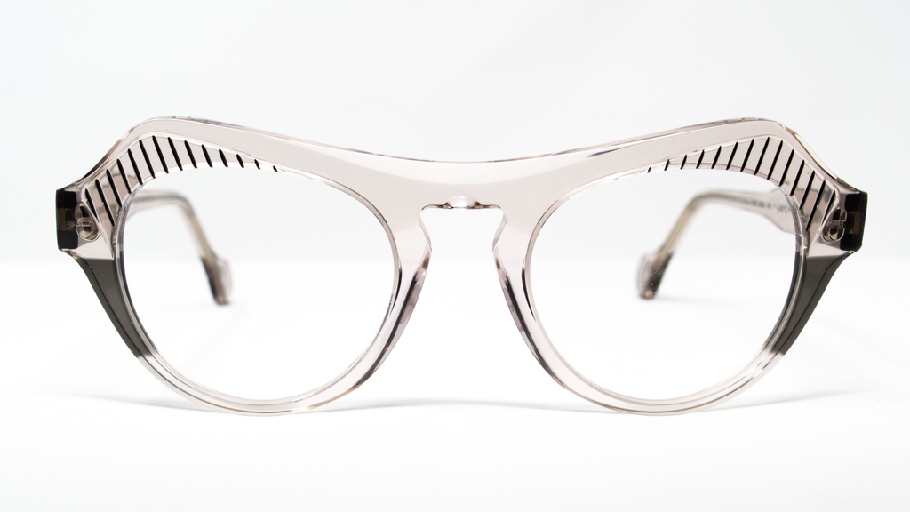 advancedvisionQ's tweet photo. Let's make a drastic style change for 2021🥂

👓 @anneetvalentin Night Call 8C12

#eyewear #eyeweartrends #eyewearstyle #eyewearlover  #eyewearfashion  #eyeweardesigner #luxuryeyewear #instaeyewear #shophamont #hamontbusiness #myhamont #hamonthappenings #hamontoptometrist https://t.co/NMtCnW0cja