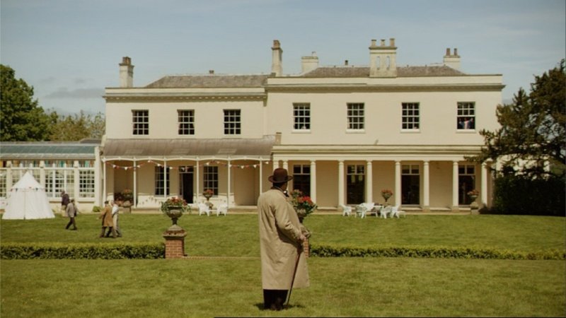 A quick bit of trivia before I delve into the background – some of this early sequence was shot at High Canons, a house in Hertfordshire, which coincidentally was used as a location for the final David Suchet Poirot adaptation to be filmed (but not last shown), Dead Man’s Folly