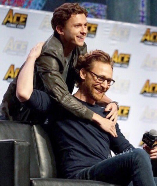 tom holland hugging people: a thread