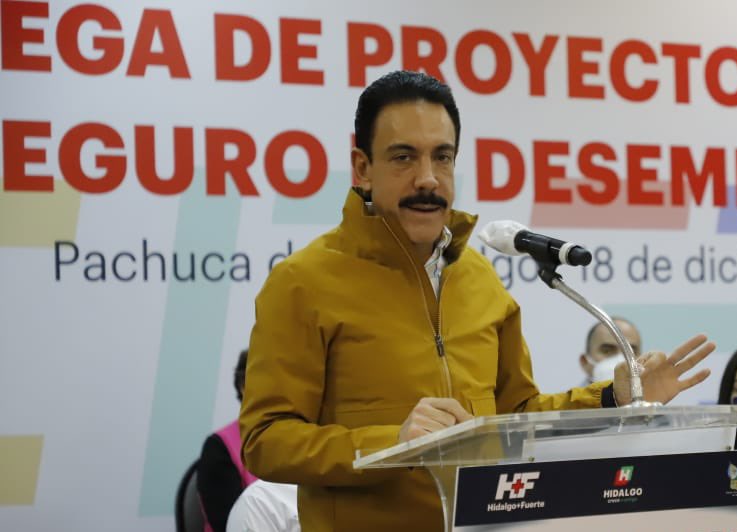 omarfayad's tweet photo. Gracias al programa de #SeguroDeDesempleoHidalgo hemos otorgado más de 4 mil apoyos para que tú y tu familia salgan adelante ante esta pandemia. #HidalgoMásFuerte https://t.co/wCvj4sLhvS