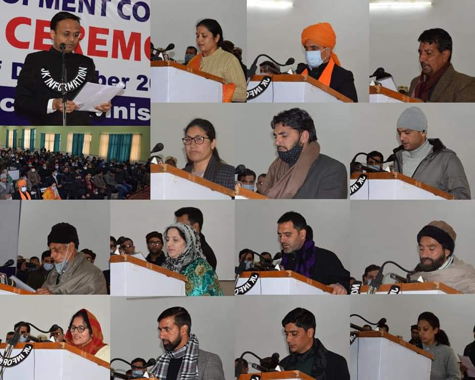 diprjk's tweet photo. #DDCElectedMembers
Oath Ceremony of Newly elected #DDCMembers
District..... DODA
@manojsinha_ @nitishwarKumar @kansalrohit69 @DrSyedSehrish https://t.co/lRrW3AYdlF