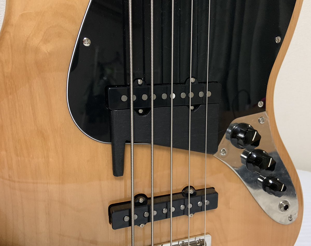 フィンガーレスト