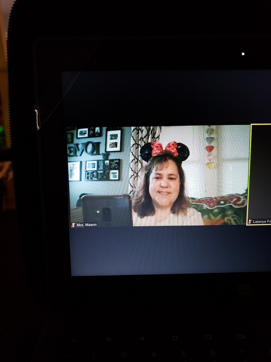 Let’s Talk Disney w/Mrs. Mason!!! Our Eagles are very lucky to have staff who continue to make connections… Even during holiday break! #livingourmission #SOARing @StaffordSOARs @LatanyaRFarrell @BristolCTSchool