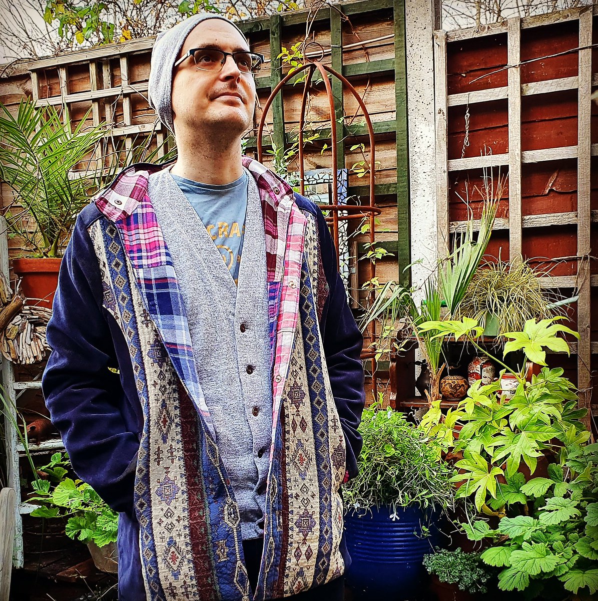 DrHBComputing's tweet image. Sewing has kept me sane this year, I'm particularly pleased with this coat which is made out of a throw I found in a charity shop. The coat pattern is from @TaleTwig and the beanie and cardigan patterns are from @wardrobebyme #sewing