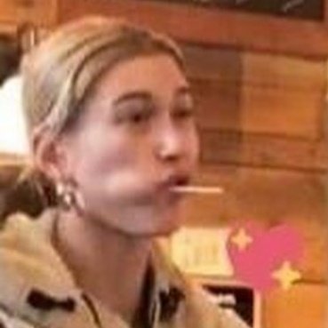 "She say she love my lolly"