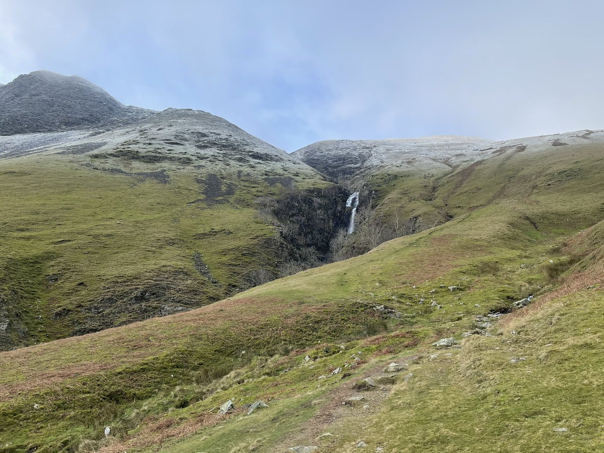 midhal's tweet photo. Great day out in the Howgills , first time walking in the area.

#Cumbria 

#BAMEEngagementintheOutdoors
#TraveltoLearnReturntoInspire 
#ChurchillFellow 
#MosaicOutdoors 
#DiversifyOutdoors 
#DiversityinAdventure
#OutdoorsforAll
#POCOutdoors
#TheAdventureGap
#GetOutside https://t.co/qTwW4NZwOj