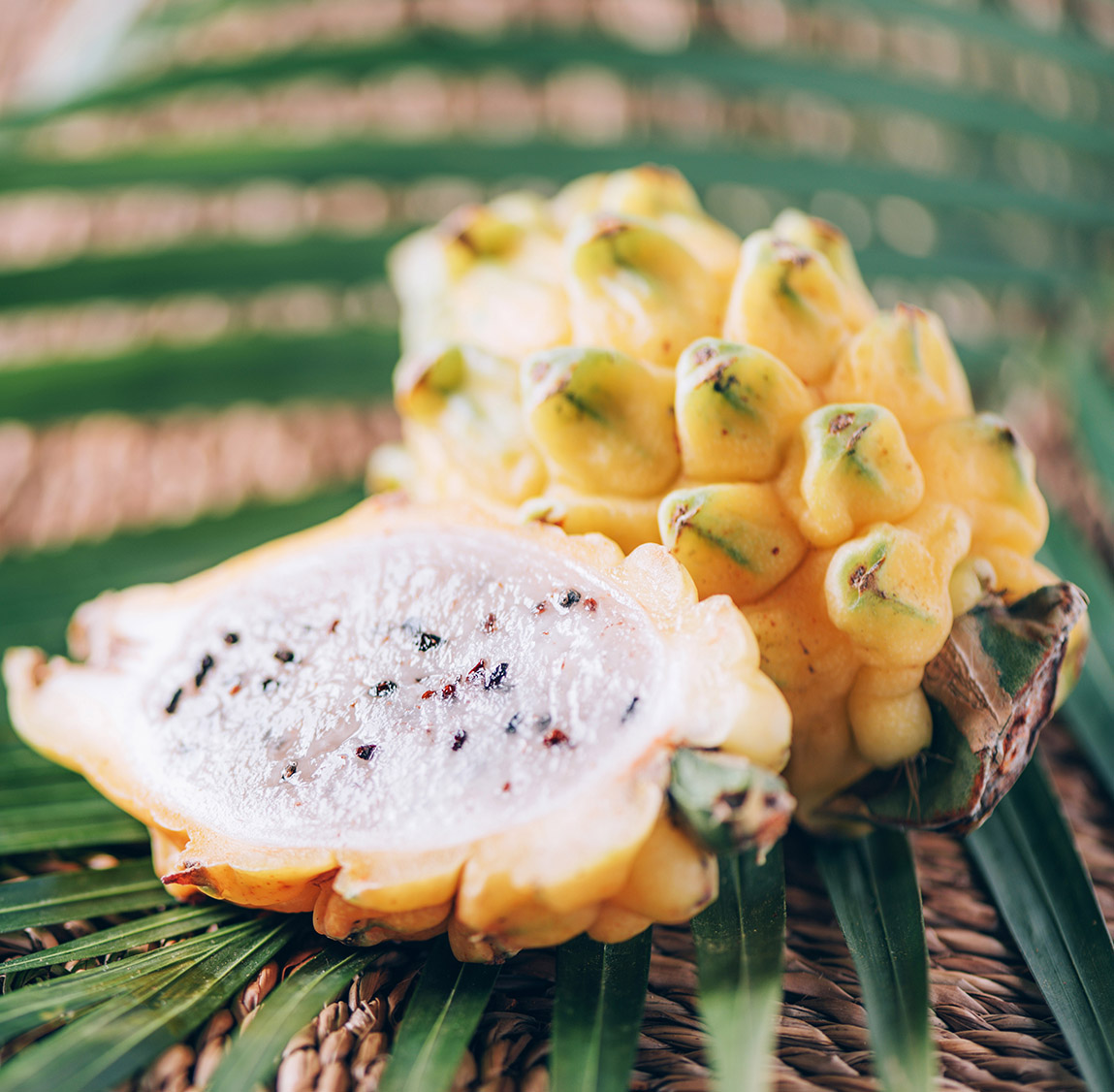 FAOAmericas's tweet photo. 💡 #FAOPregunta #Quiztime
¿Sabes cuál es esta fruta? 🤔
¿Qué nombre le dan en tu país?
Déjanos tus comentarios y comparte con tus amigos...
Pronto la respuesta... https://t.co/yLhDXU190g