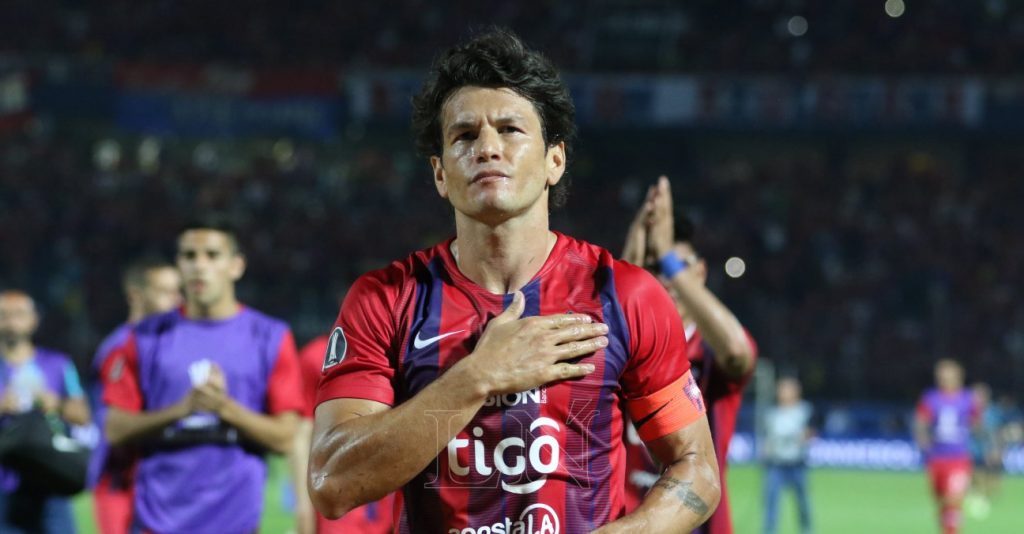 Haedo no sigue en Cerro. Un placer verte en el club de tus amores. Muchas gracias por tu esfuerzo. Lastimosamente no fue tu mejor rendimiento pero se destaca tus ganas y tu amor a esta camiseta. MUCHA SUERTE.