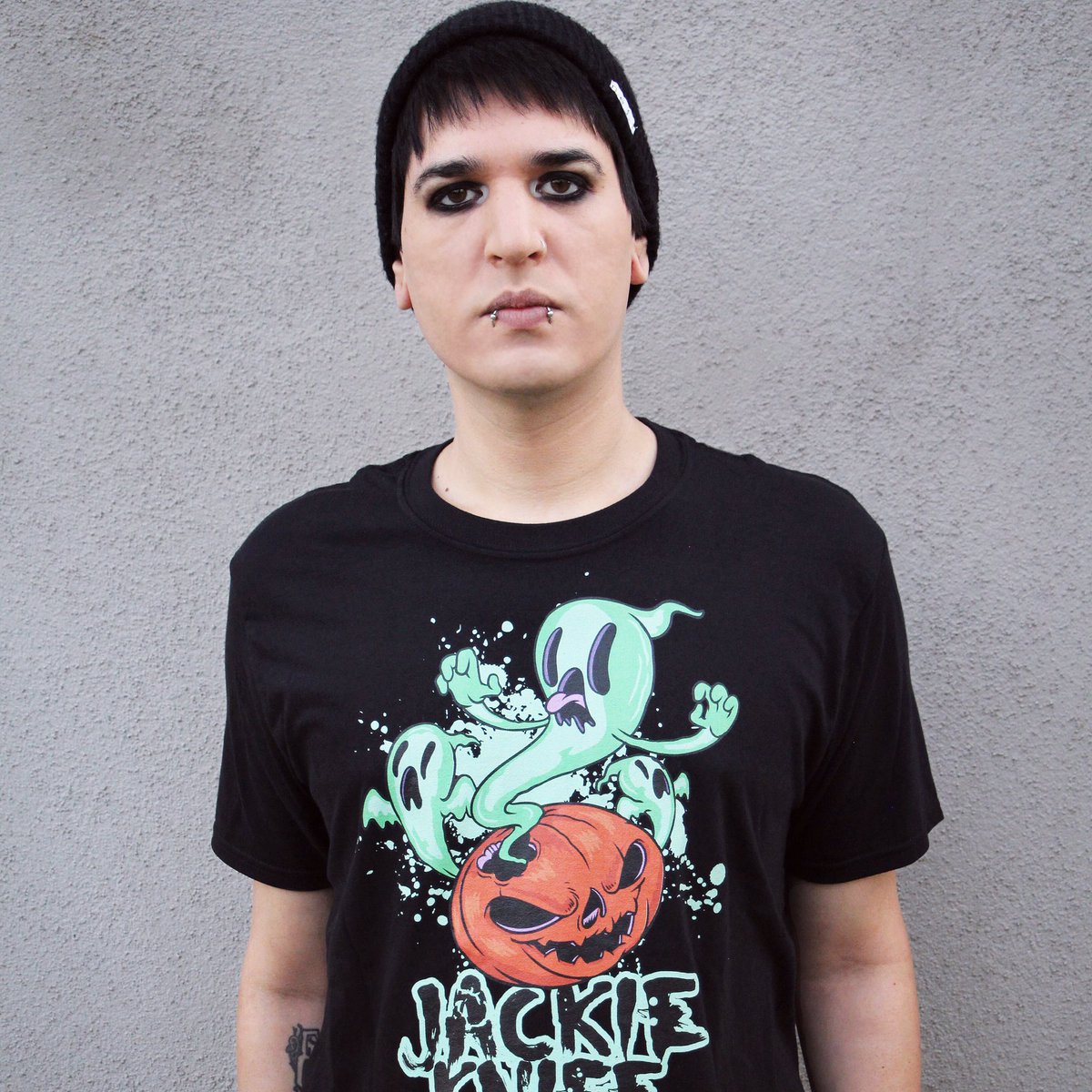 Stream ‘Voices’ by @jackieknife_ on Spotify! 🔪

open.spotify.com/album/0G2Bm07u…