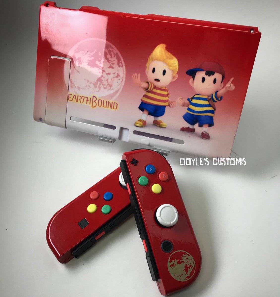 Doylescustoms's tweet photo. For all you earthbound fans...
#EARTHBOUND #mother #switch #NintendoSwitch https://t.co/AaVh2IkTjX