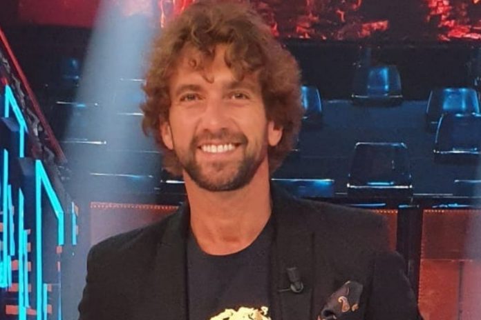 HaterOmg's tweet photo. #DebateFinalLCF
TOM y Pavón a punto de llegar a las manos por nombrar a los padres del de Marrakech.
Video👇🤯
https://t.co/qPuDb99AAX https://t.co/yWw16RzA33