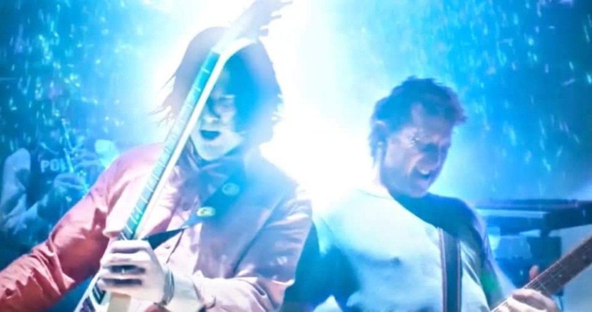 BILL & TED FACE THE MUSIC: The final concert.