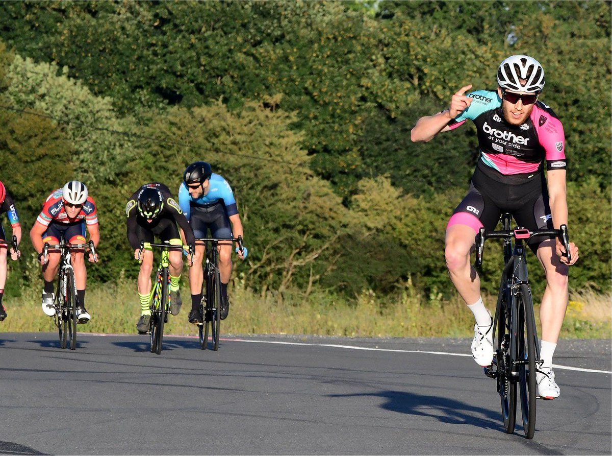 Feature: Brother UK/Cycle Team OnForm (Men)

The <a href="/Brother_UK/">Brother UK</a> / <a href="/cycleteamonform/">Team OnForm</a> is focused on delivering a solid foundation for developing riders &amp; has named the riders in its 2021 men’s squad with Jamie Caldwell stepping up to manage the team
velouk.net/2020/12/28/fea… #2021 #men