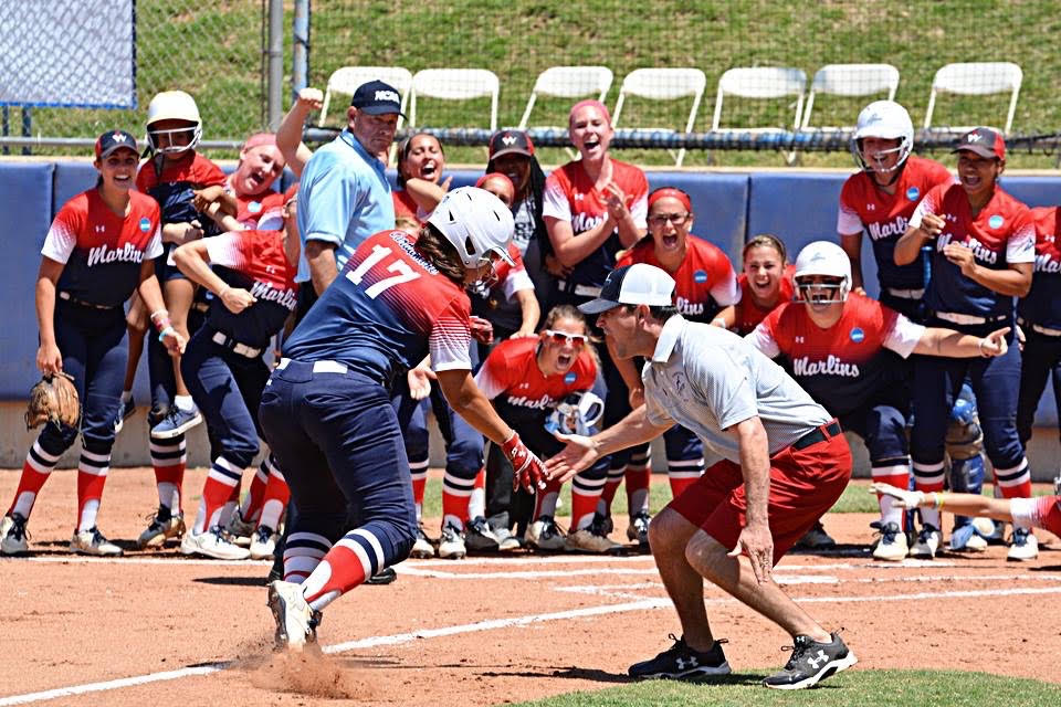 Last Chance to register! Tomorrow in Manassas and Wednesday in Ashburn.  Small hitting and defensive sessions with 2x National Champ Brandon Elliott from Virginia Wesleyan University.  #poweredbygirls

facebook.com/sixfour3/events