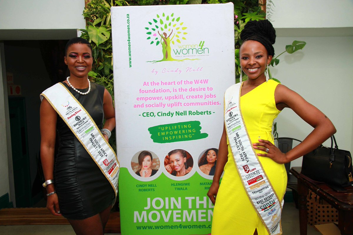 thandokadladla's tweet photo. I had an incredible time hosting my friends and family at my Women4Women fundraiser - partnered with Mangrove for an amazing experience!
Thank you for all the support 💞
My heart is full.
#Women4Women
#Fundraiser
#MrsSA2020
#SheIsBonafide 👑🌺 https://t.co/DMzqQ6mpgC