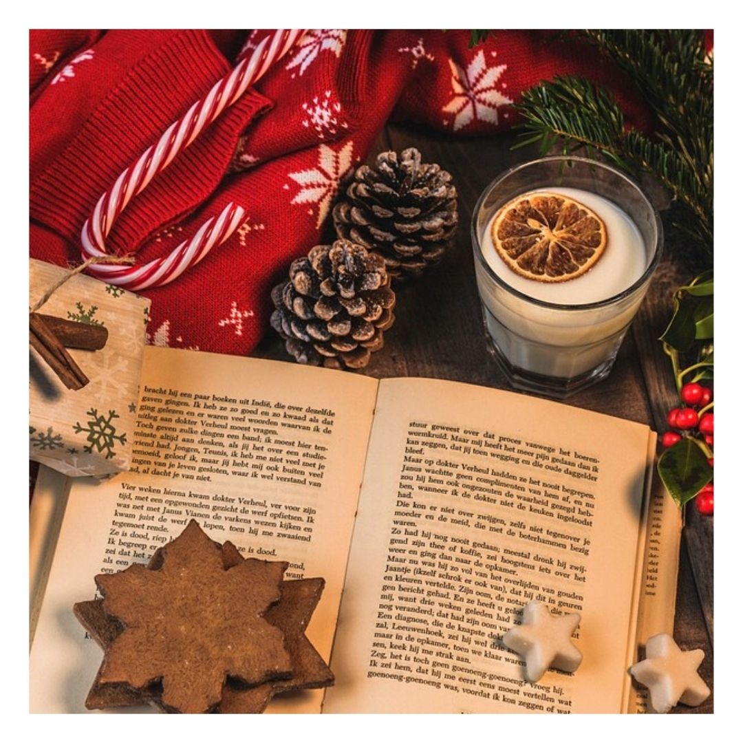 BlueInkPress's tweet image. All the gifts have been unwrapped and we want to know what you got! Tell us your fave gift, or better yet, what books did you get under the tree this year?

*If you received a Blue Ink Book for Christmas, we'd absolutely love it if you could share a pic and tag us!
