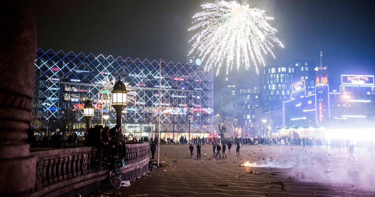 Politiet gør klar til nytåret: Afspærring, coronapatruljer og en kraftig opfordring dlvr.it/RpV6LG