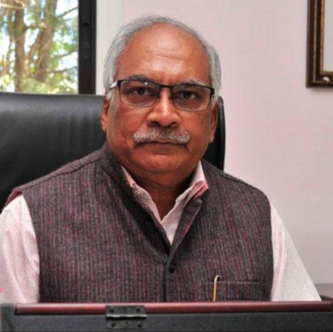 IndiaEmbBogota's tweet photo. La Embajada de la India en Bogotá lamenta el fallecimiento del ex Embajador de la India en Colombia, Ravi Bangar. El embajador contribuyó inmensamente a las relaciones bilaterales entre India-Colombia. La Embajada lo recuerda y expresa su más profundo pésame a su familia https://t.co/oDIeAHQ4JN