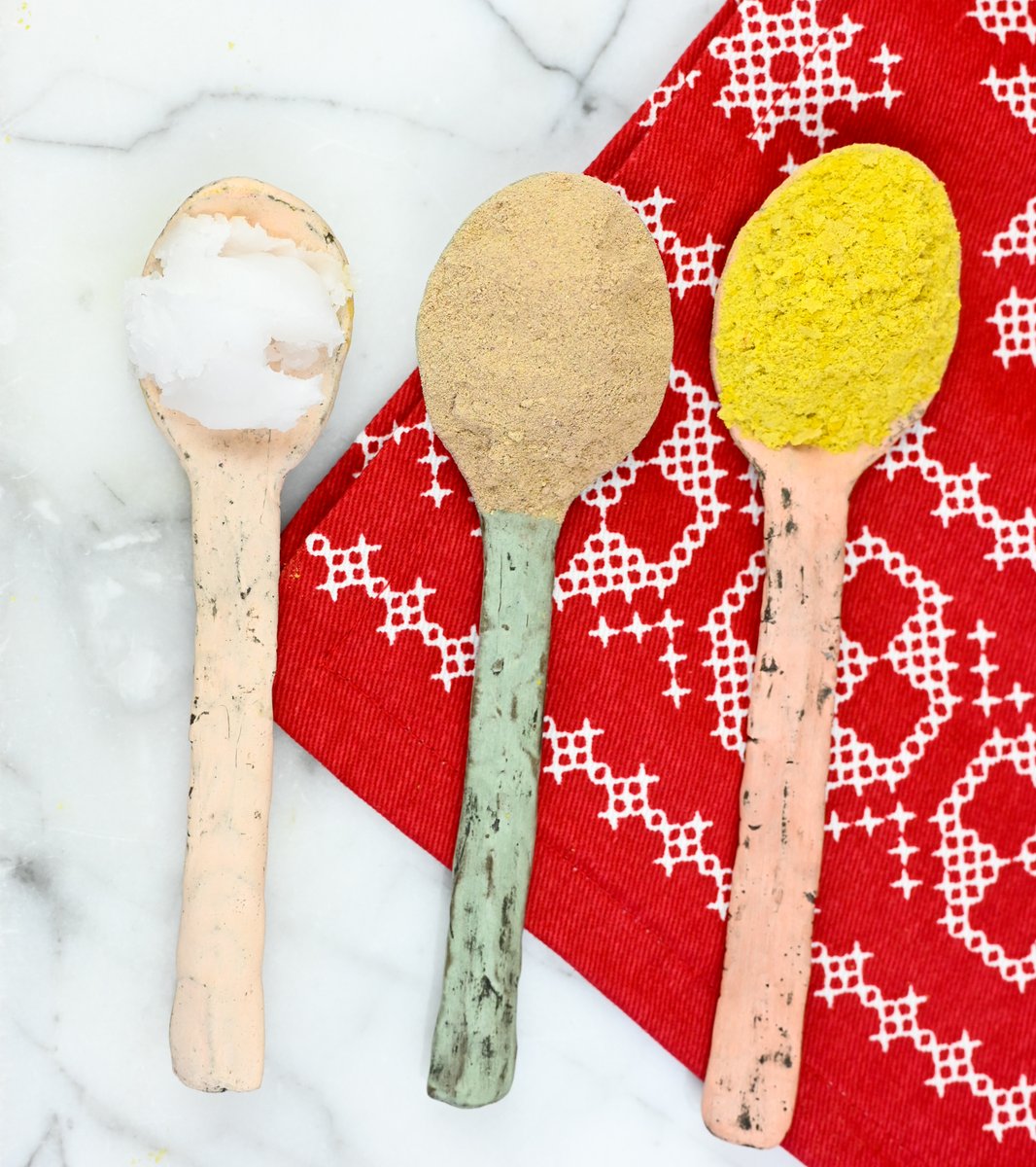 Our favorite trio: coconut oil, Beyond Broth, and nutritional yeast. Mix together for your new favorite drink! 

Learn more at beyondbroth.com.