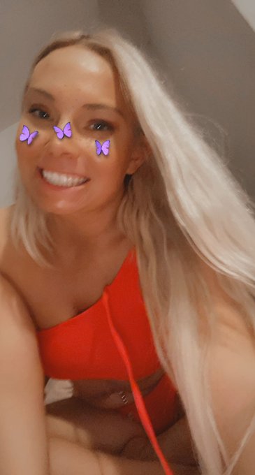 💘tiff Bannister 💘 - If u don’t already sub to my of go rn https://t.co/2U9CHXXsxE https://t.co/8VFfNzzVZz