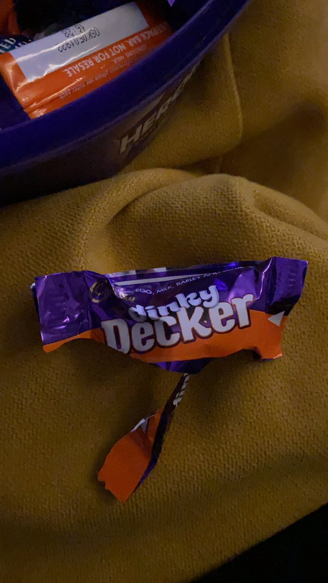 Only just discovered you get dinky deckers in a Heroes tub! Then only discovered there was one in whole tub! But shot loads of Fudge!!!!