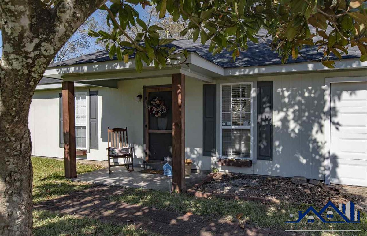 Check out our #listing in #Lafayette #LA  #realestate #realtor tour.corelistingmachine.com/home/HCSJ37