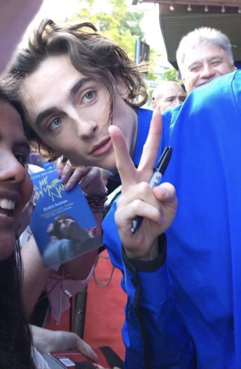 how timothée chalamet looks like in real life: a thread 