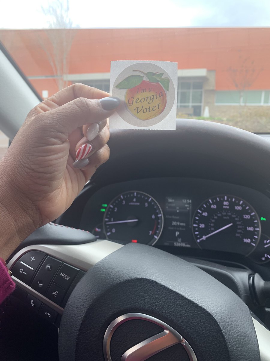 MonicaGoree's tweet photo. If you’re in GA... Mask up and go VOTE!!! #remind3togoVOTE #EarlyVoting #rocktherunoff https://t.co/5Pl7F3cNdy