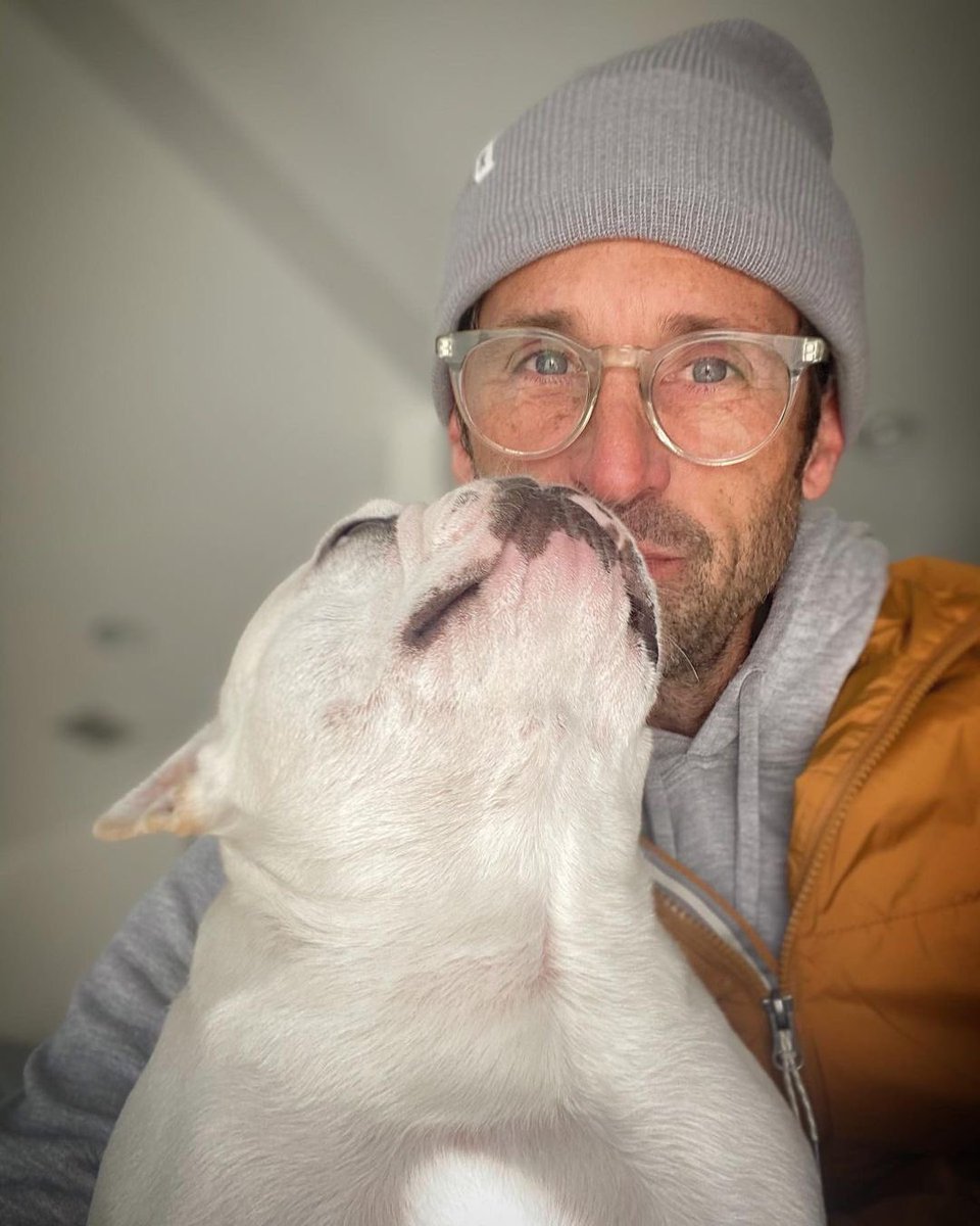 Dempseyaholics's tweet photo. @patrickdempsey via Instagram 

“The last Monday of 2020.”

#Greysanstomy #GA #DerekShepherd #McDreamy #PatrickDemsey #BridgetJonesBaby #JackQwant #BJB #Actor #Neurologist #EllenPompeo #Merder #Dempeo #KateWalsh #Devils #DevilsCW #DominicMorgan #Cars #Racer #Addek #McBrothers https://t.co/cwDZBYIkWC