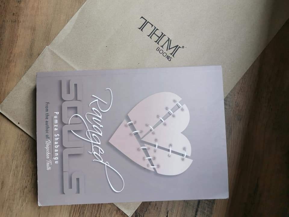 hustler_mind's tweet photo. #FamilyMeeting
Stay entertained while you are indoors with some reads.

Whatsapp 0814637321 or DM for books.

Delivery and courier services available.

Based in joburg.

#Read #TheBookIsFlames #thmbooks https://t.co/9S1zGBVF9V