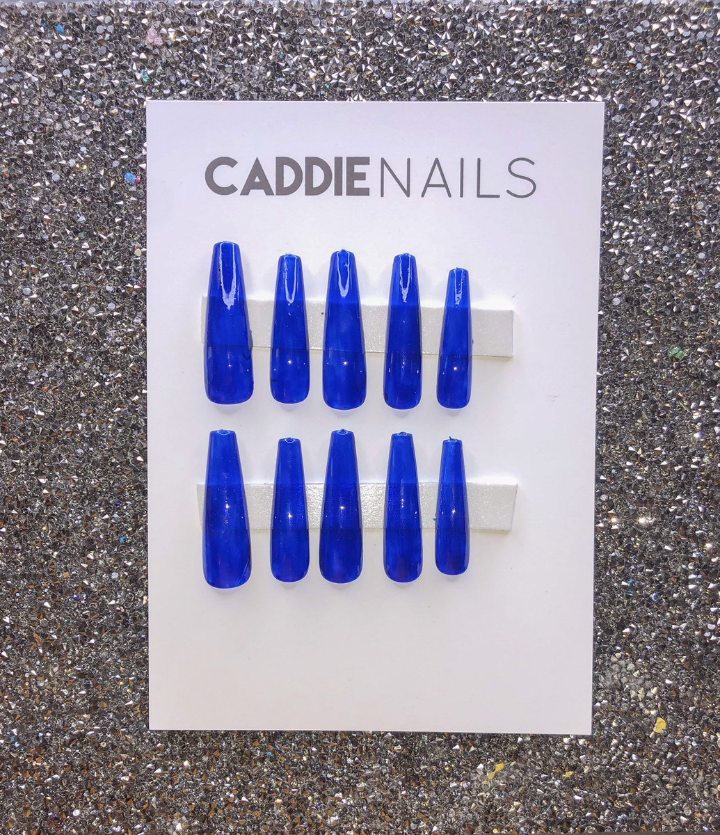 caddienails's tweet image. 💙🥶 
IG: @caddienails 
•
 #pressonnails #pressons  #qualitynails #nailinspo #smallblackbusiness #xxlnails #pintrest #pressonnailsforsale #nailart #beauty  #customized #caddienails #blackbeauty #toledonails #ypsinails #limanails #detroitnails