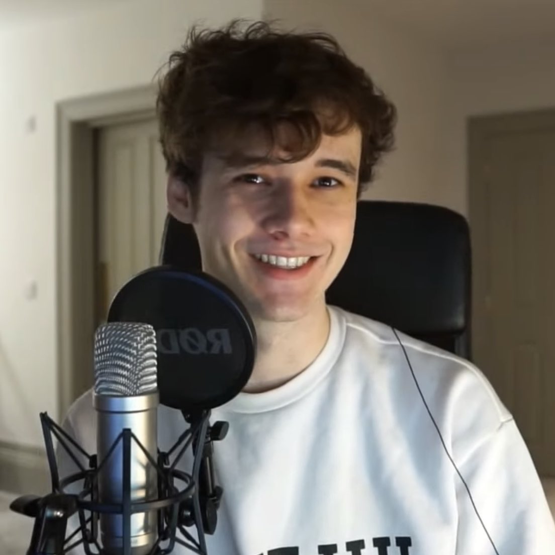 find the smile!!cant find it? open the thread!!!