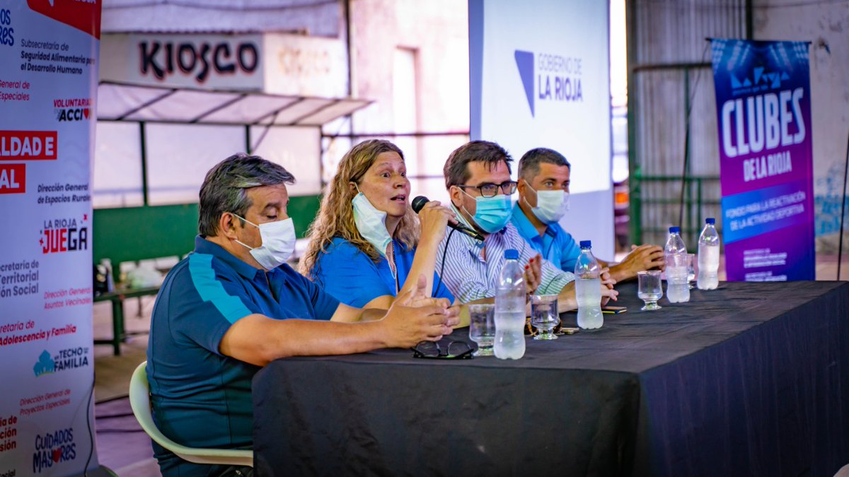 JorgeCordobaLr's tweet photo. Junto al jefe de gabinete @JuanLunaCorzo y Ministra de Desarrollo @GabyPedrali presentamos el programa provincial #ClubesDeLaRioja 
'fondo para la reactivación deportiva' Consiste en una asistencia económica para las instituciones, asociaciones y federaciones deportivas. https://t.co/8giAaKaIGI