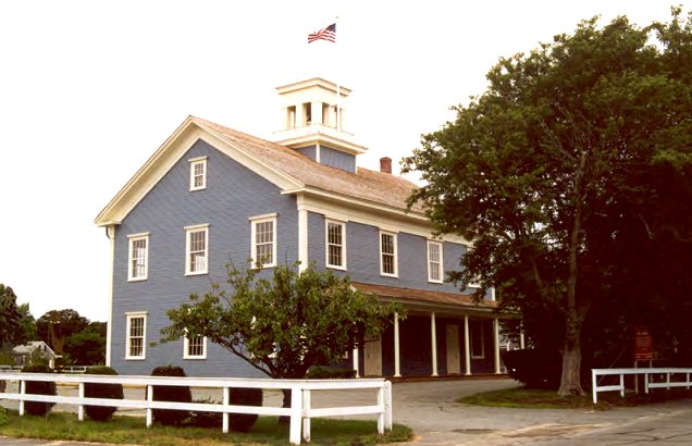 CC_MuseumTrail's tweet photo. Dennis Historical Society has a bookstore and archives informing us all about Dennis. https://t.co/qhlgab6B7I https://t.co/SLcosrc6yD