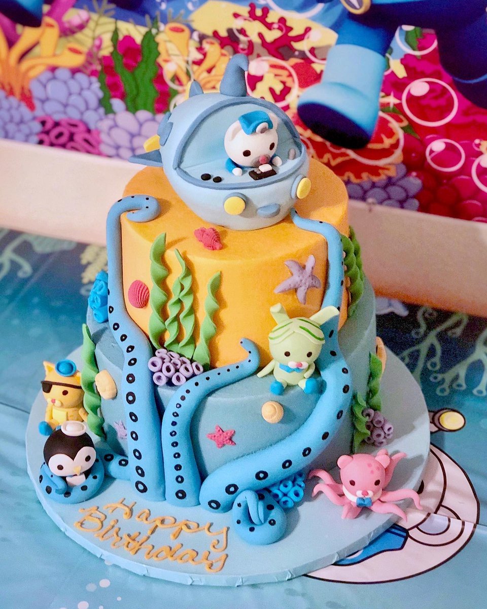shoplocalcc's tweet photo. I honestly had no idea what Octonauts were before this cake, but they are pretty cute!
π· @coastalconfections.cc
#shoplocalcc https://t.co/NmaffEUmRU